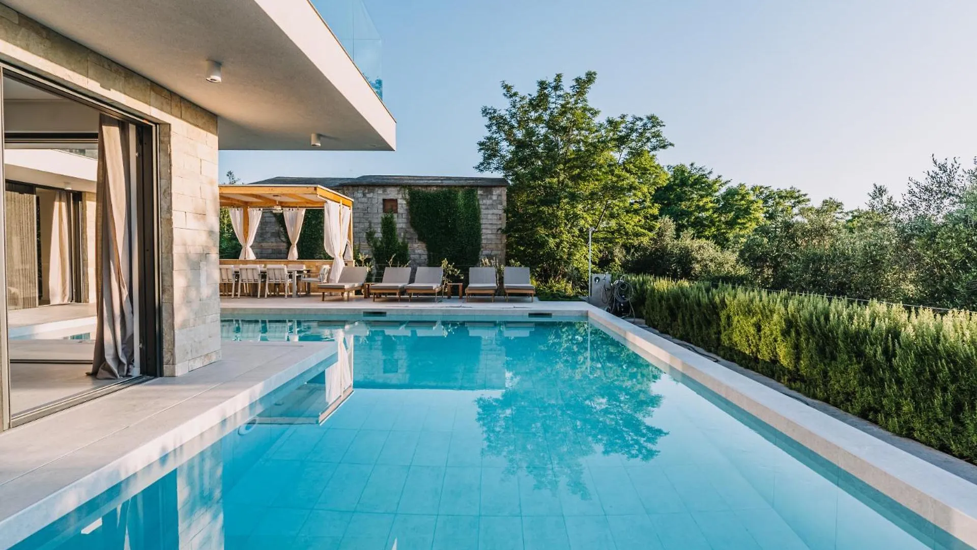 Villa Santa Barbara Privlaka  Kroatië