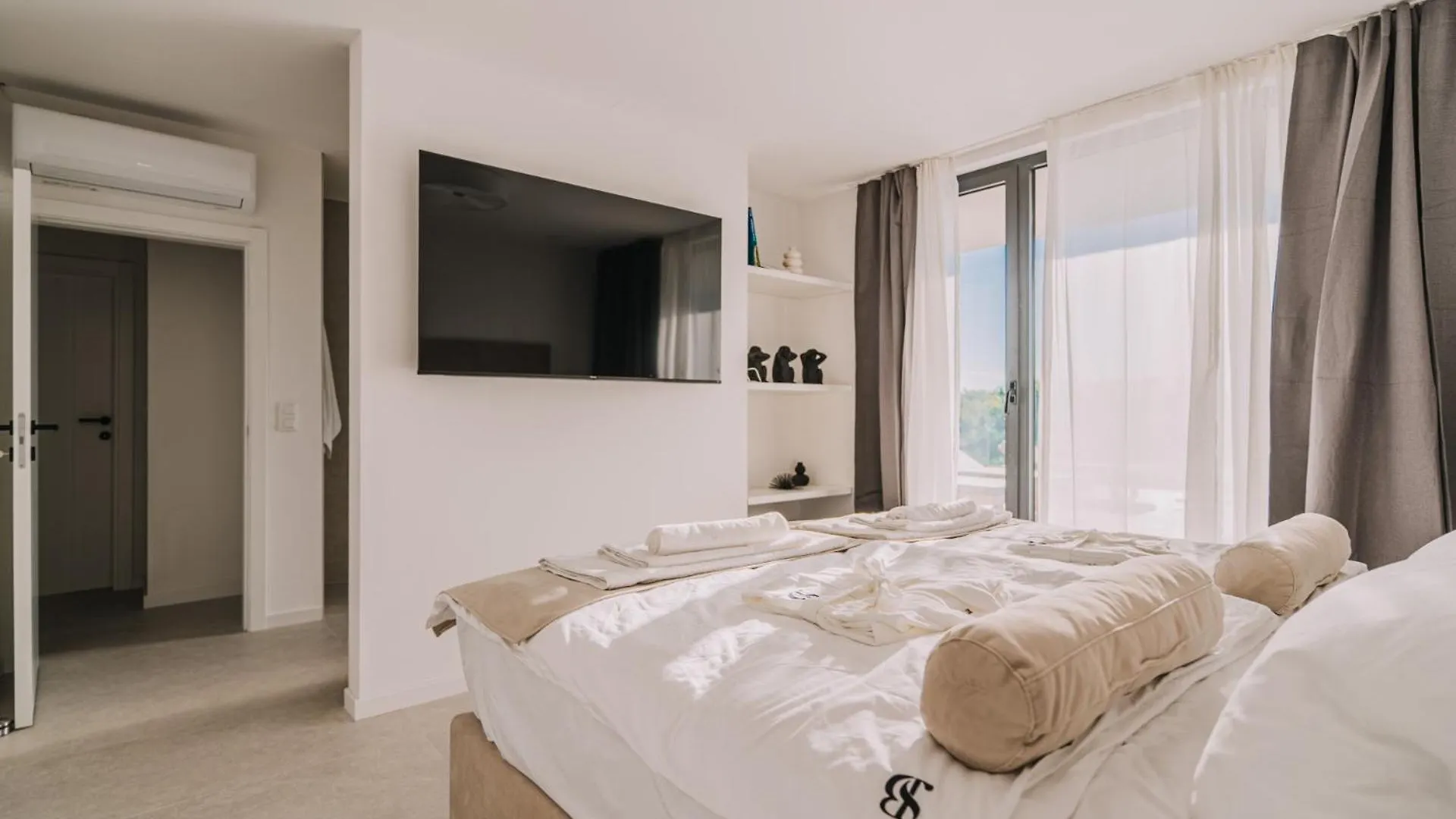Villa Santa Barbara Privlaka  Kroatië